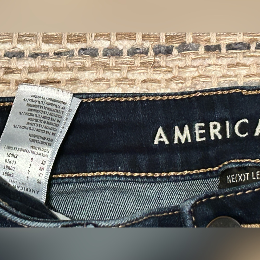 Sold - Picture 4 of 6